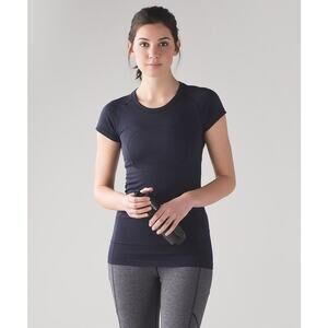 Lululemon Navy Swiftly Tech Short Sleeve Tee Women's Size 10 $58 Retail